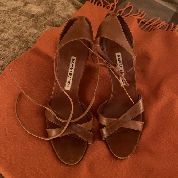 Manolo Blahnik Tan Leather Strappy, Heel Sandals - Picture 5 of 6